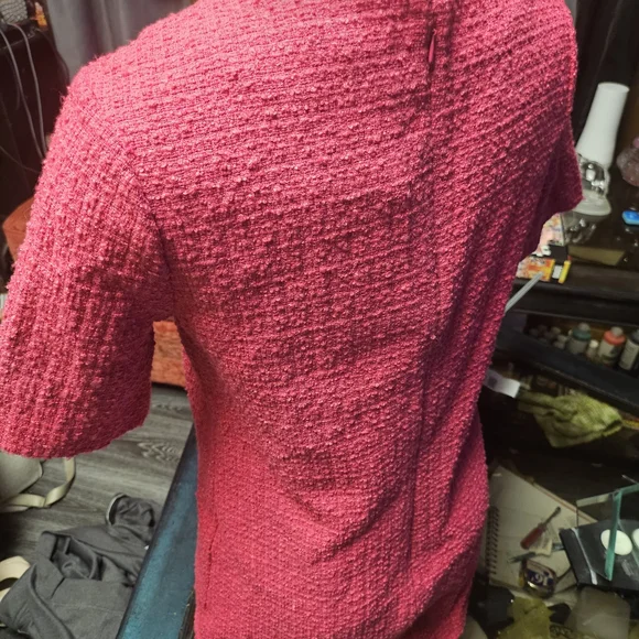 H&M Women's Vibrant Pink Sweater - Picture 3 of 4